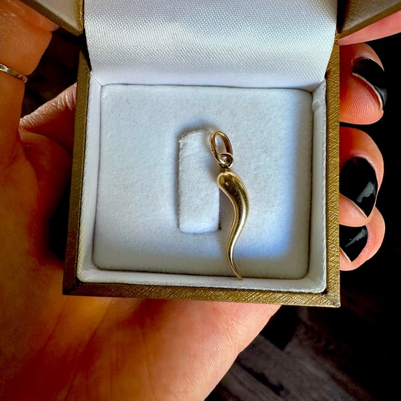 Italian horn solid gold pendant - Picture 2 of 4